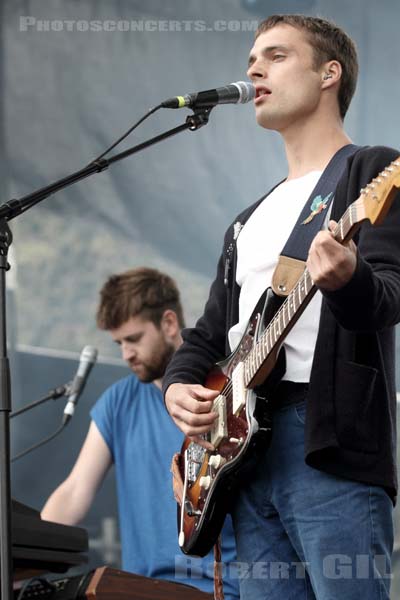 FRANCOIS AND THE ATLAS MOUNTAIN - 2011-08-28 - SAINT CLOUD - Domaine National - Scene de l'Industrie - 